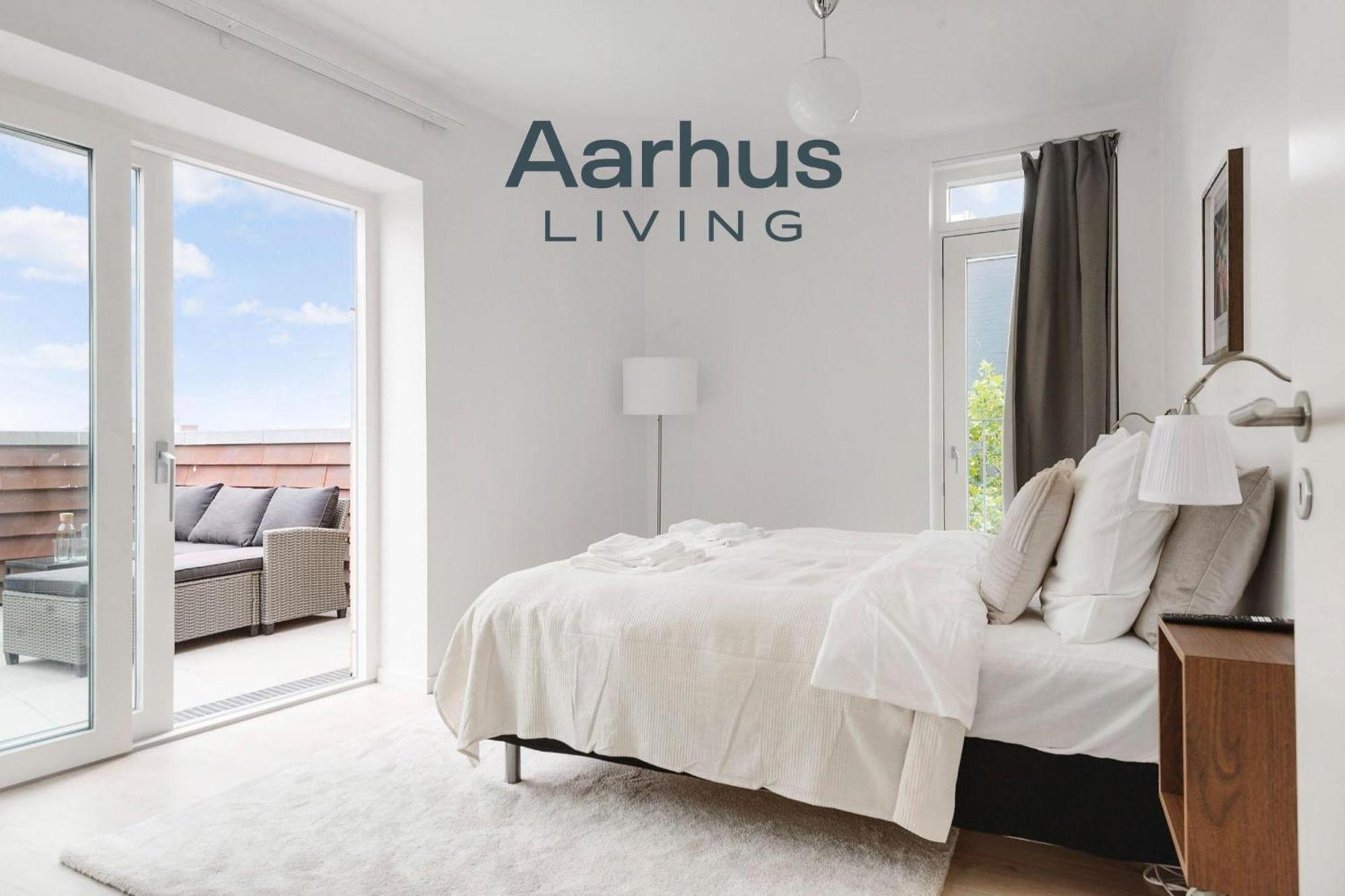 Grand Penthouse With Private Rooftop Terrace * Aarhus